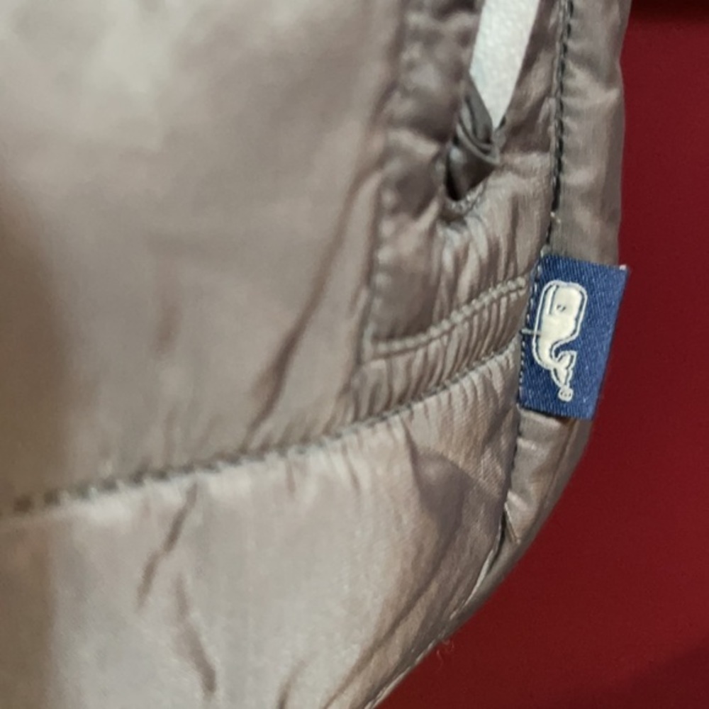 GRAY  VINEYARD VINES PUFFER VEST - Picture 6 of 13